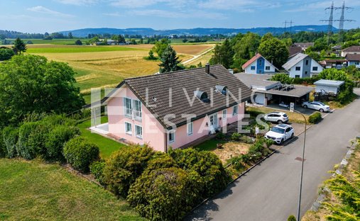 House in Koblenz, Aargau, Switzerland 1