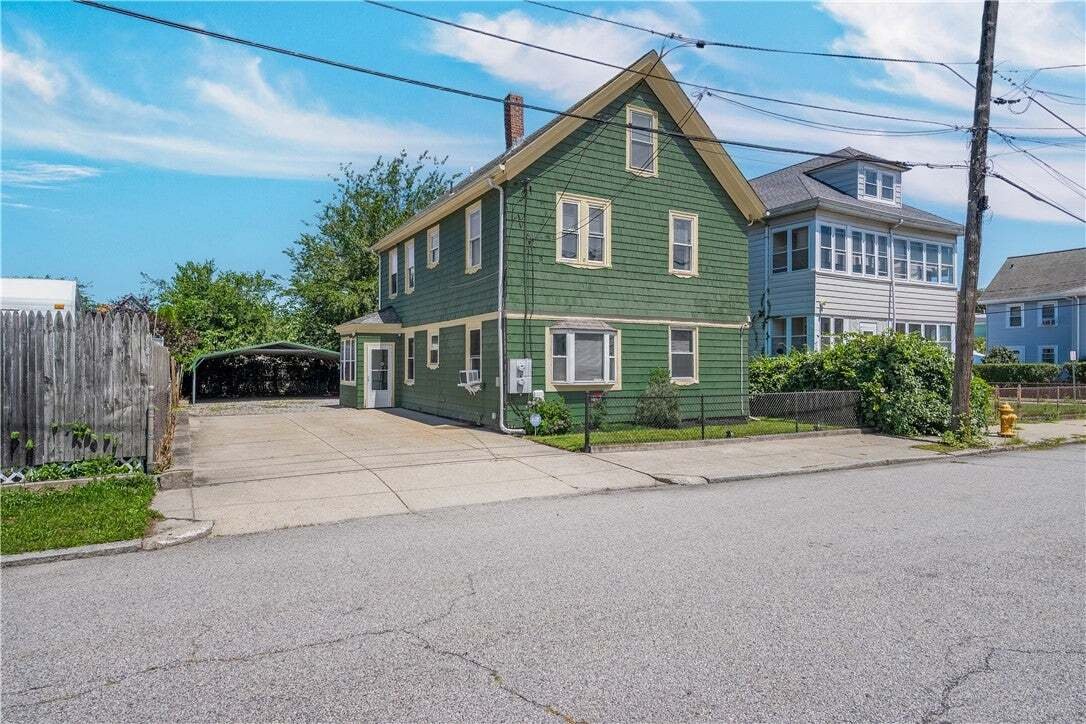 Pawtucket, Rhode Island, United States 1 - 18599796