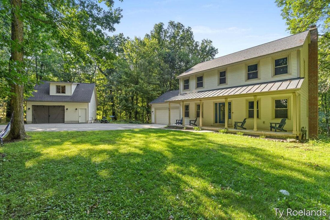 House in Lowell, Michigan, United States 2 - 18596586