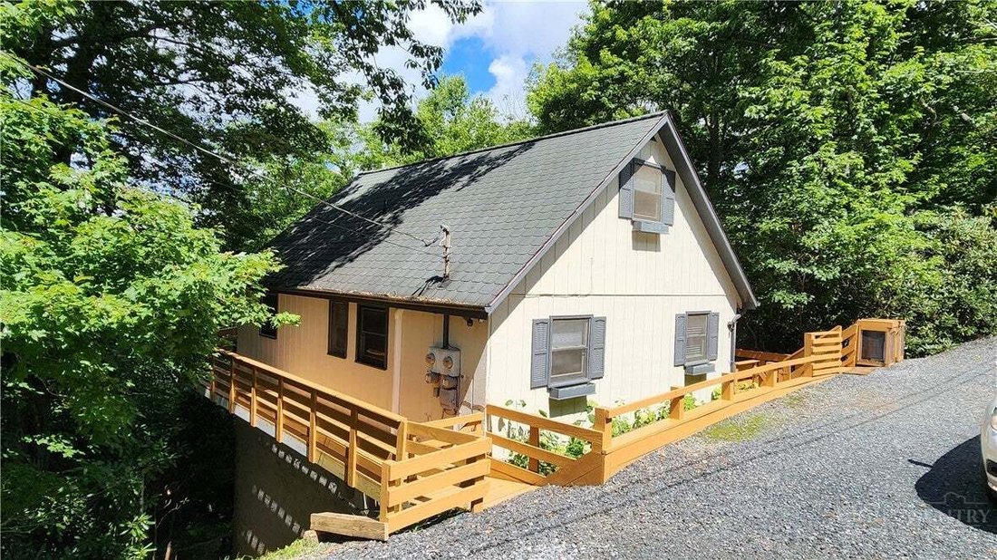 House in Blowing Rock, North Carolina, United States 1 - 18596316