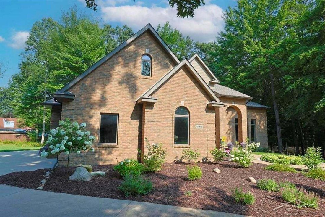 House in Midland, Michigan, United States 3 - 18596582