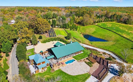 House in Lake Monticello, Virginia, United States 1