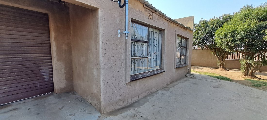 Casa di campagna a Città Metropolitana di Ekurhuleni, Gauteng, Sudafrica 4 - 18598866