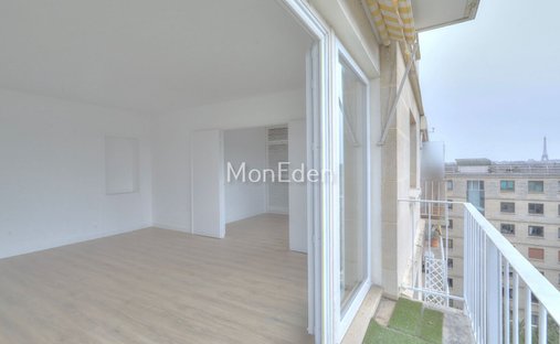 Apartment in La Plaine des Sablons, Neuilly-sur-Seine, France 1