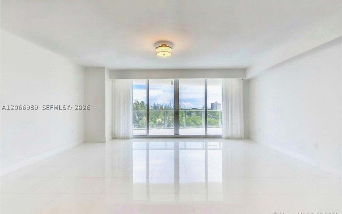 Condo in Fort Lauderdale, Florida, United States 5 - 18601028