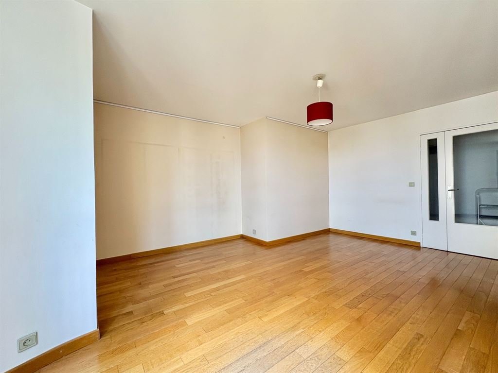 Apartment in Saint Lambert, Paris 15e Arrondissement, Paris 4 - 17887216