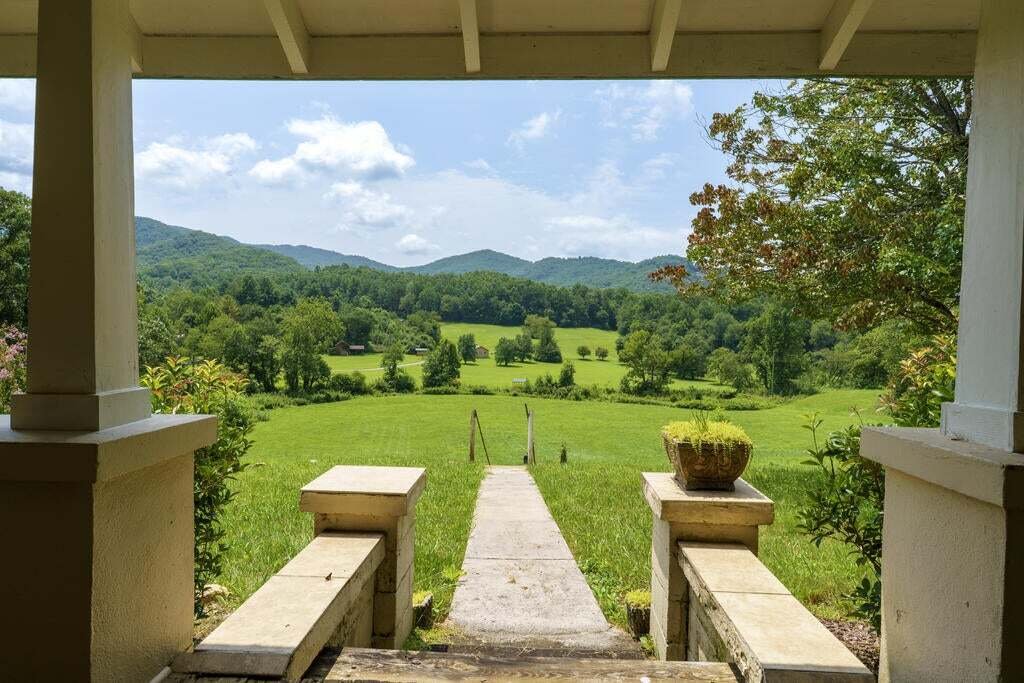 House in Hayesville, North Carolina, United States 1 - 18144285