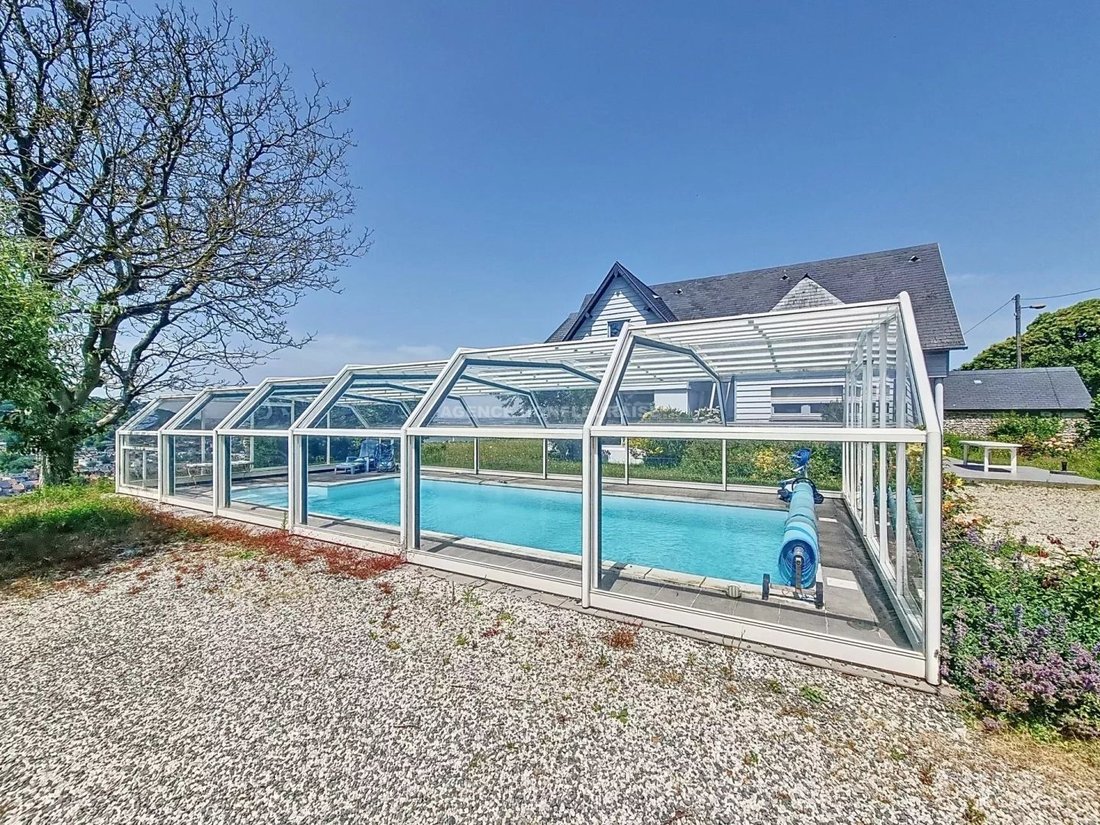 House in Secteur Sauvegarde, Honfleur, France 3 - 18597685