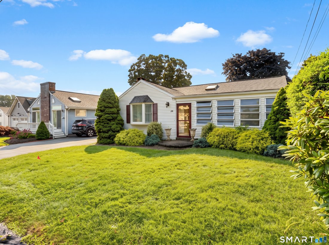House in East Lyme, Connecticut, United States 3 - 18602246