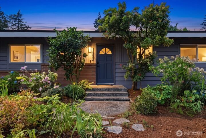 House in Bellevue, Washington, United States 1 - 18604125