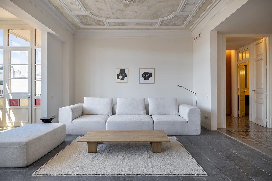 Apartment in Eixample, Barcelona, Spain 3 - 18598025