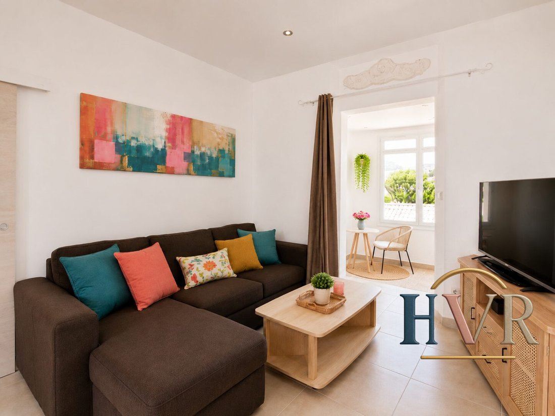Maison à Le Lavandou, Provence-Alpes-Côte d'Azur, France 3 - 18603933