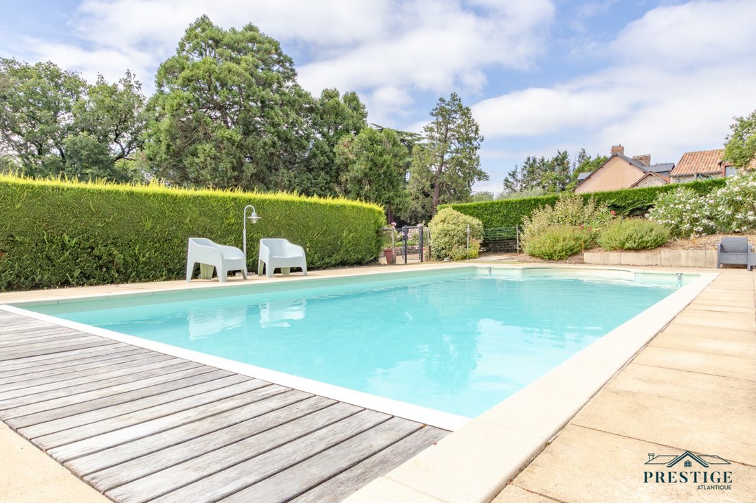 House in Frossay, Pays de la Loire, France 2 - 18600497