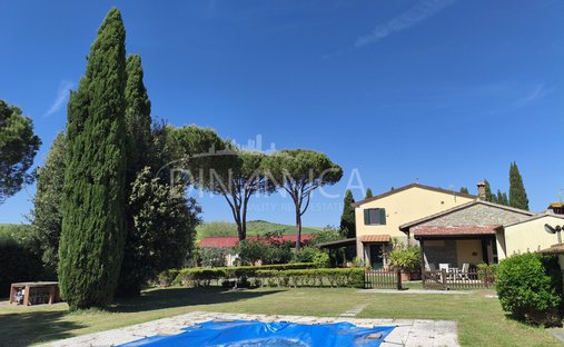 House in Santa Luce, Tuscany, Italy 1