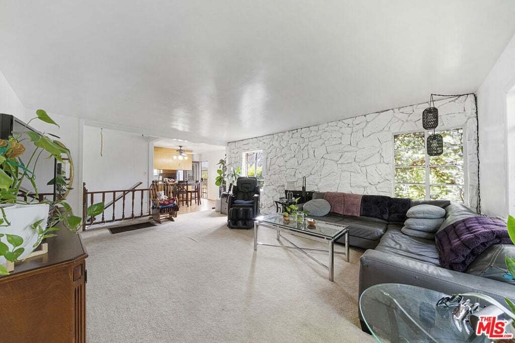 House in Los Angeles, California, United States 3 - 18601034