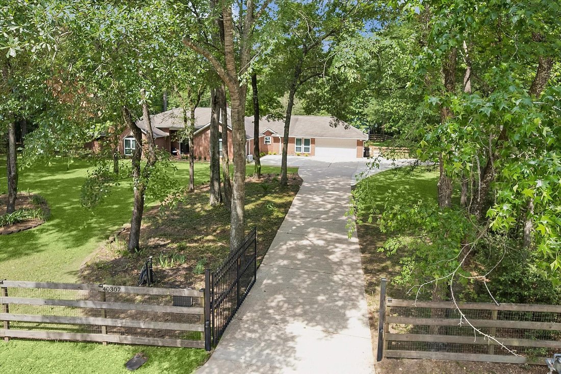House in Magnolia, Texas, United States 2 - 18597944