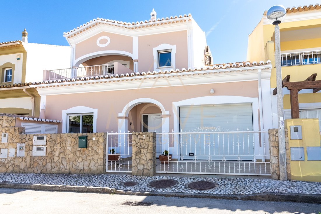 House in Faro (Se e Sao Pedro), Algarve, Portugal 1 - 18598605