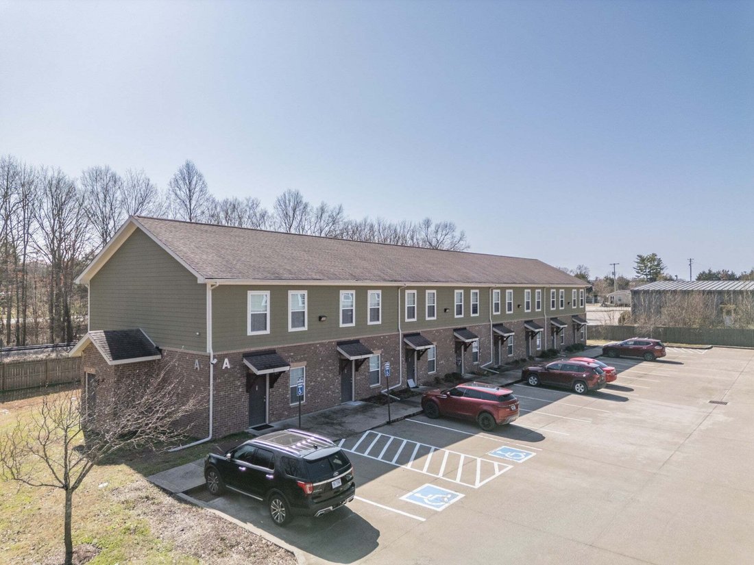 Tullahoma, Tennessee, United States 1 - 18601696