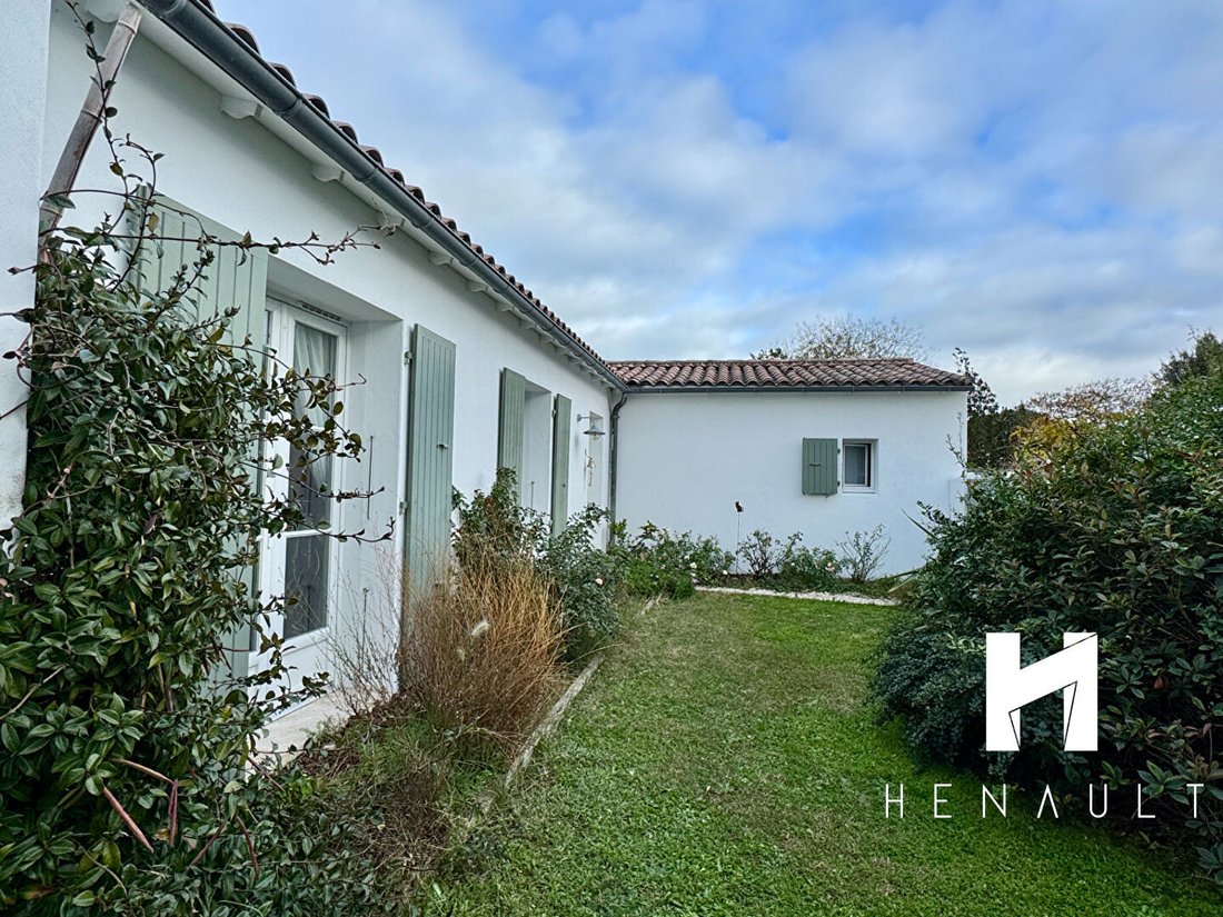 House in Loix, Nouvelle-Aquitaine, France 2 - 18597716