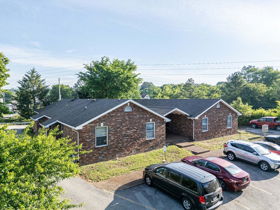 Pegram, Tennessee, United States 1 - 18601710