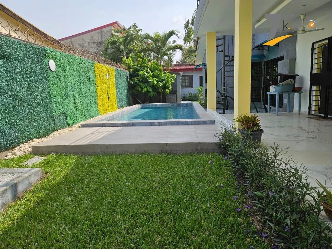 House in Abidjan, Abidjan Autonomous District, Côte d'Ivoire 2 - 18598596