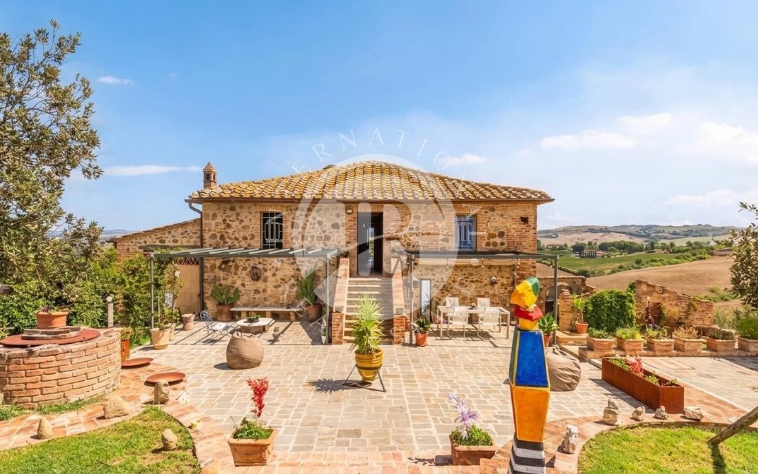 Farm Ranch in Montalcino, Tuscany, Italy 3 - 18598549