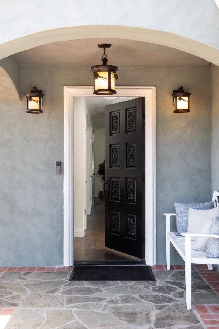 House in Los Altos Hills, California, United States 3 - 18600629