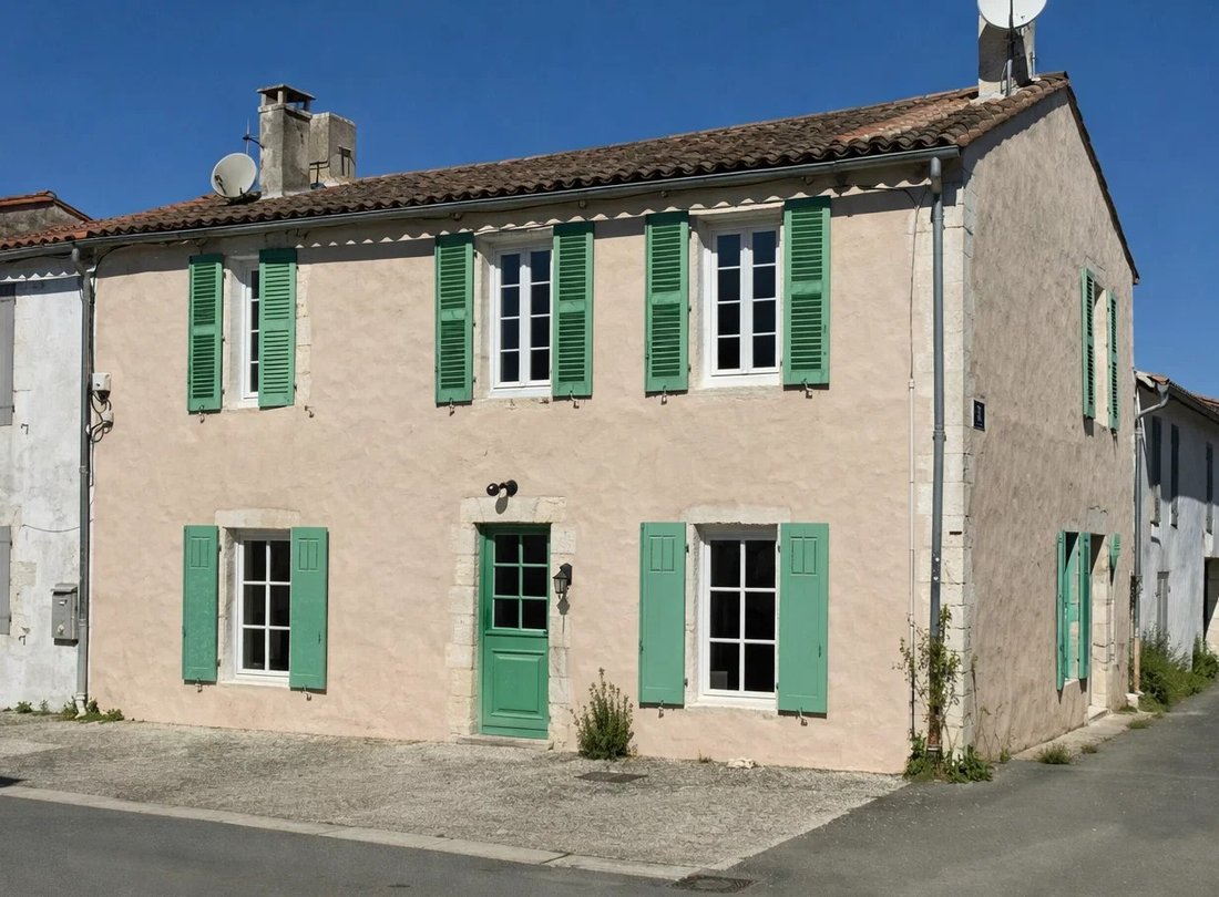 House in Le Bois-Plage-en-Ré, Nouvelle-Aquitaine, France 1 - 18597681