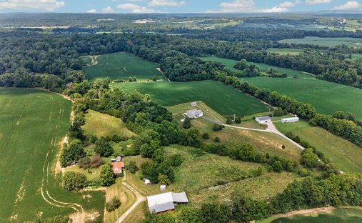 Farm Ranch in Hillsboro, Ohio, United States 1