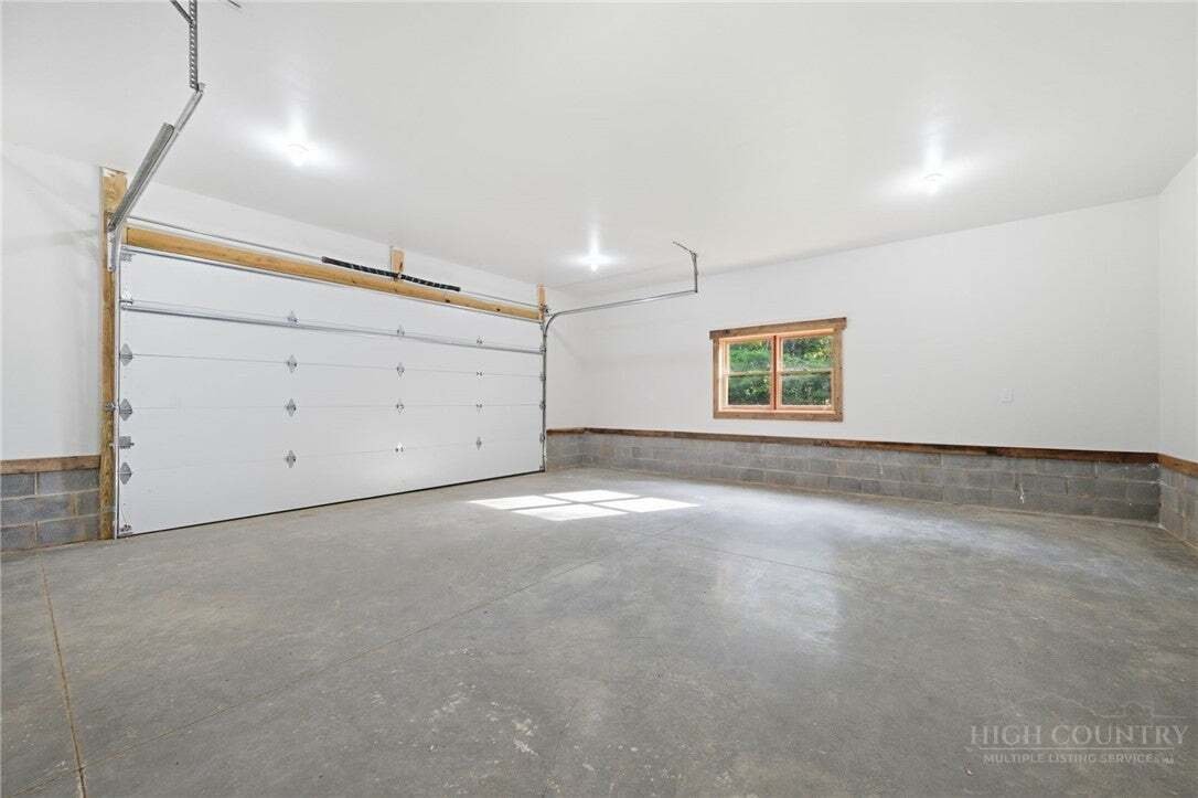 House in Crumpler, North Carolina, United States 5 - 17174029