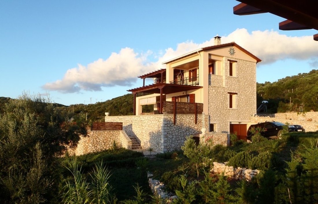 Villa in Eugirou, Apollonioi, Greece 2 - 18602777