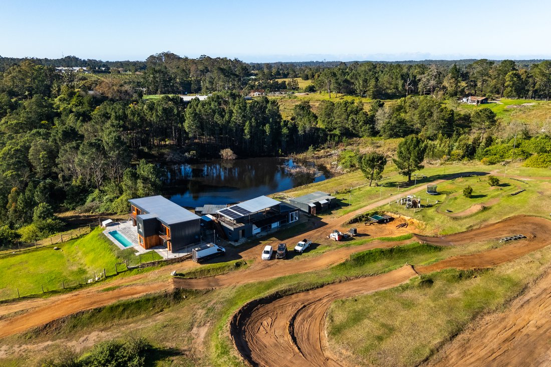 Farm Ranch in Bitou Local Municipality, Western Cape, South Africa 2 - 18598846