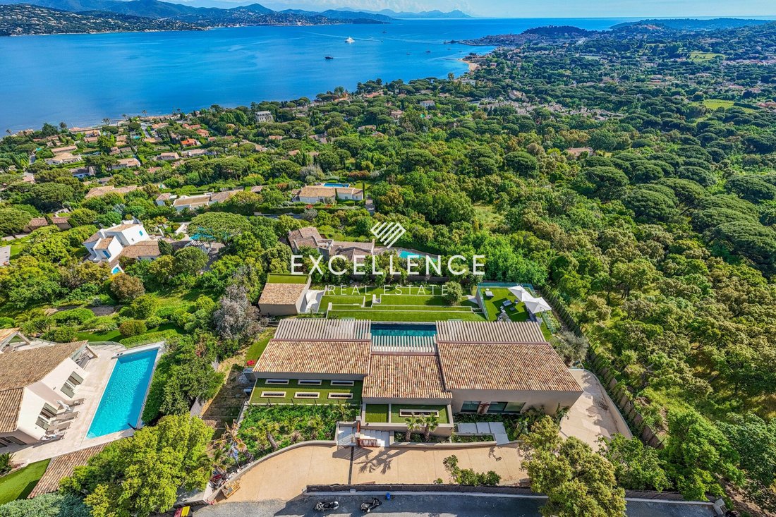 Villa in Gassin, Provence-Alpes-Côte d'Azur, France 1 - 18603937