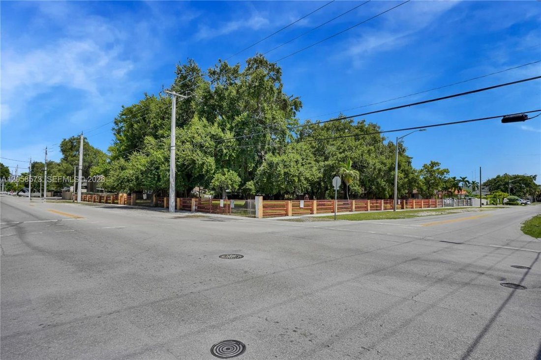Land in Miami, Florida, United States 4 - 18603810