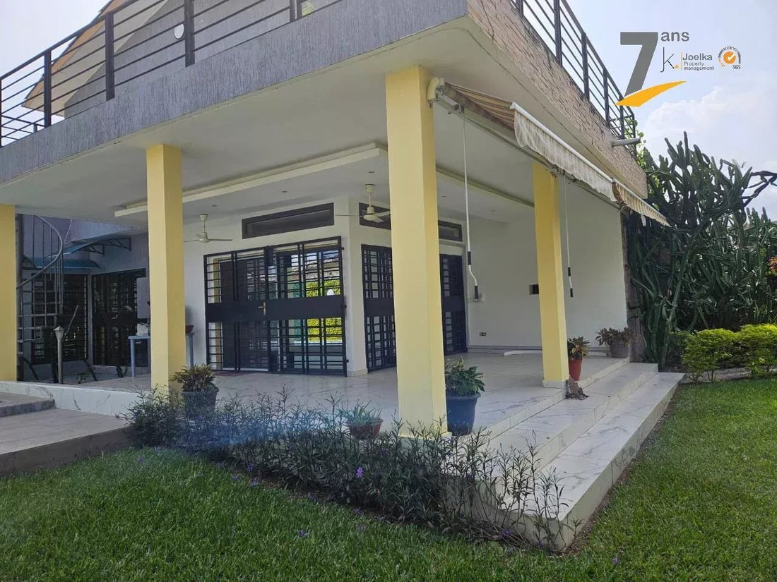 House in Abidjan, Abidjan Autonomous District, Côte d'Ivoire 1 - 18598596