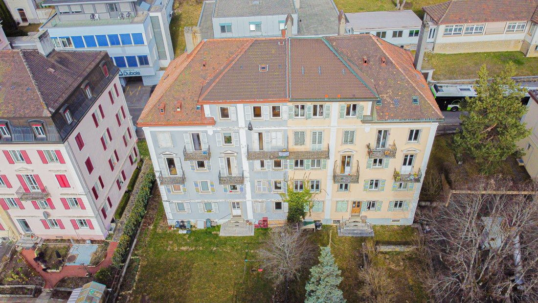 House in La Chaux-de-Fonds, Neuchâtel, Switzerland 3 - 18596442