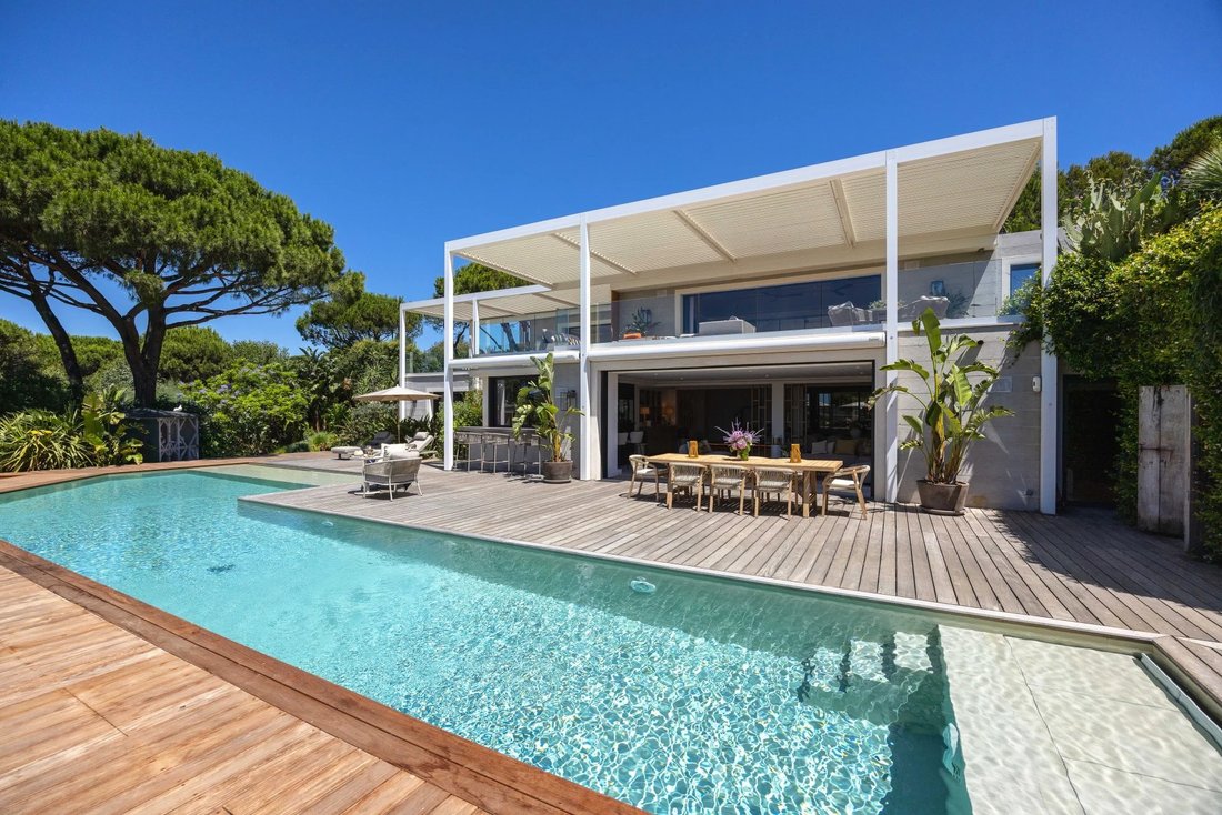 Villa in French Riviera, Provence-Alpes-Côte d'Azur, France 4 - 18598539