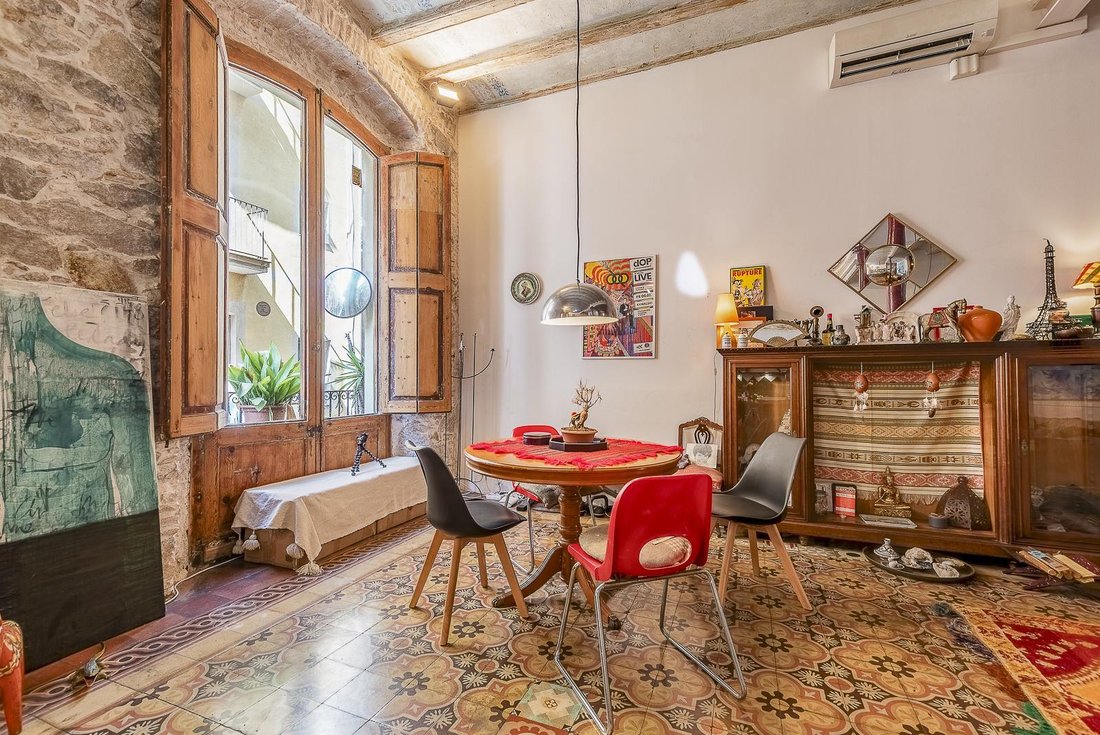 Apartment in Ciutat Vella, Barcelona, Spain 4 - 18598036