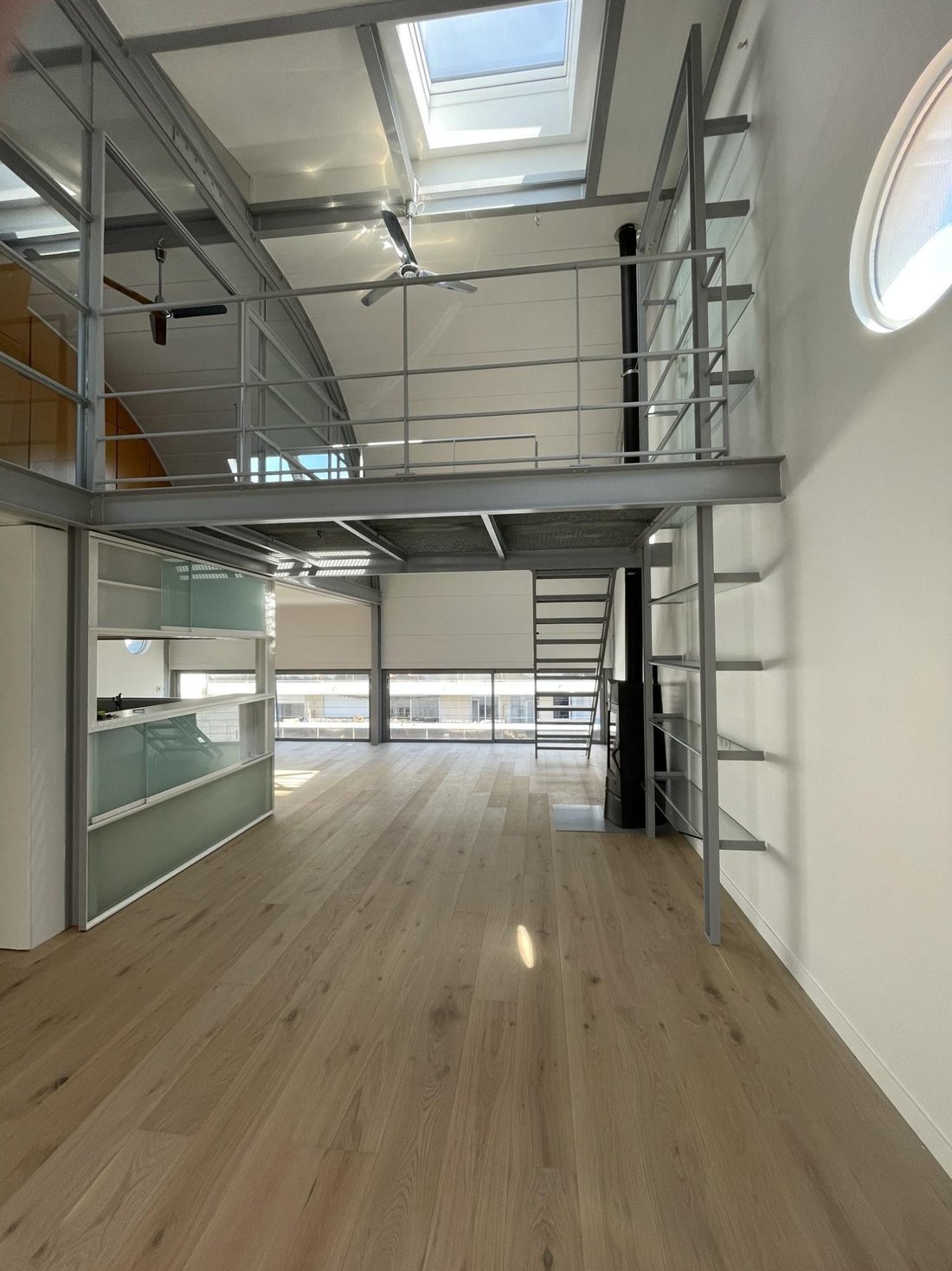 Apartment in Perouses, Paris, Ile-de-France 4 - 18603965