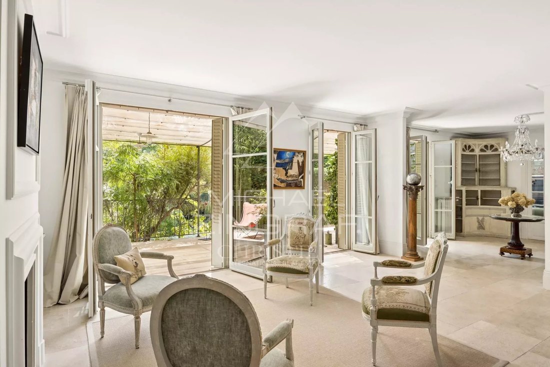 House in Cannes, Provence-Alpes-Côte d'Azur, France 4 - 18598695