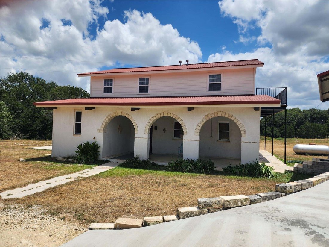 House in Florence, Texas, United States 2 - 18601322