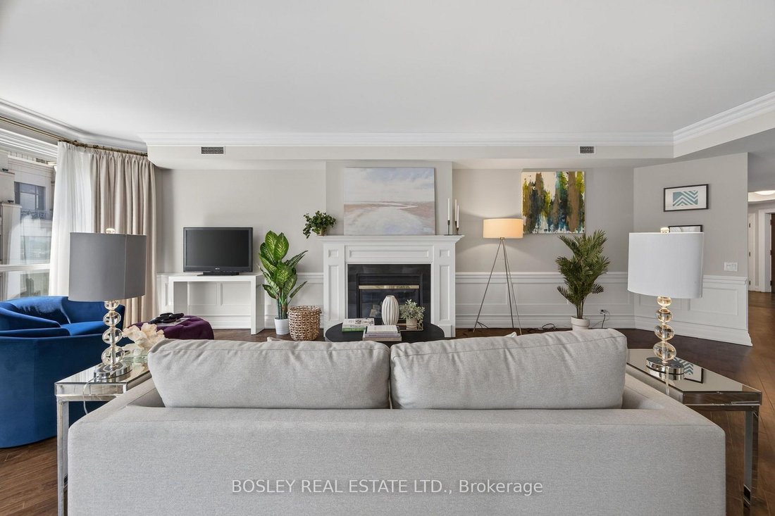 Condo in Toronto, Ontario, Canada 5 - 18603531
