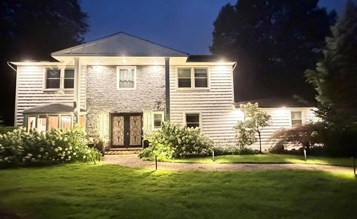 House in East Hills, New York, United States 1