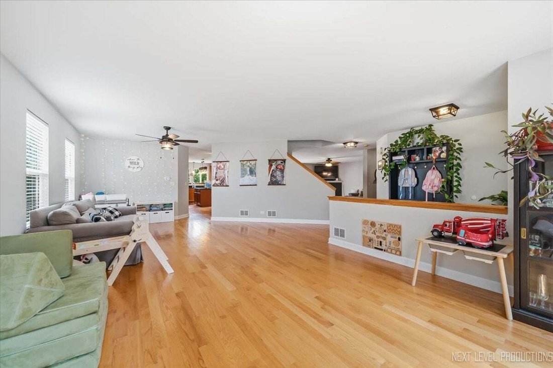 House in Aurora, Illinois, United States 5 - 18601426