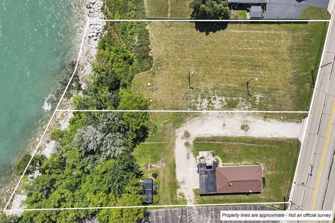 House in Kenosha, Wisconsin, United States 1 - 18600076