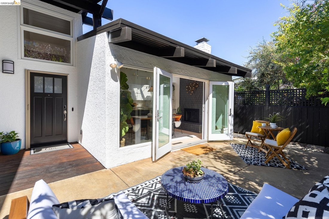 House in Oakland, California, United States 5 - 18600667
