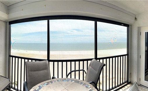 Condo in Fort Myers Beach, Florida, United States 1
