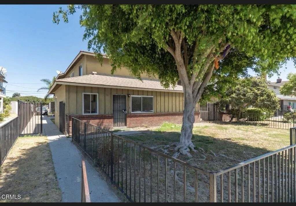 Oxnard, California, United States 1 - 17103417