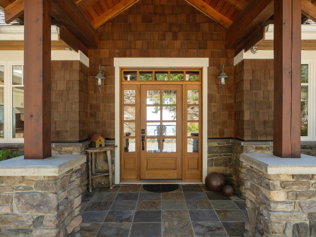 House in Bowen Island, British Columbia, Canada 5 - 18603866
