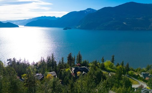 House in Furry Creek, British Columbia, Canada 1
